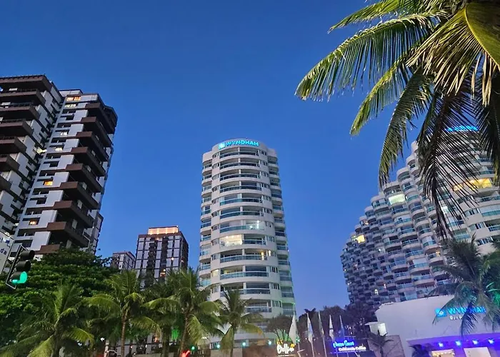 Beachfront Condo Large Apartament Rio de Janeiro